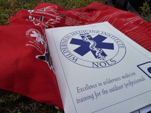 Everybody got a smart bandanna with a print that helps you remind what to do in an emergency situation.