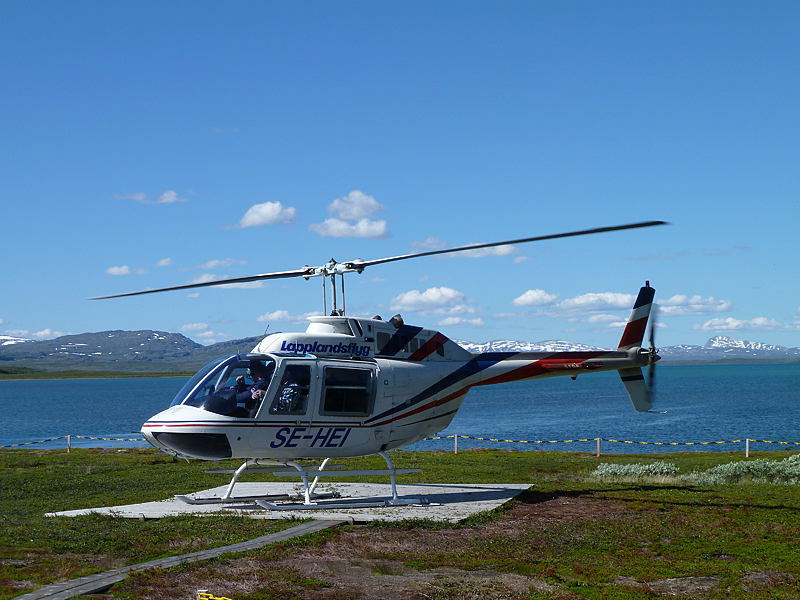 Helicopter in Staloluokta.
