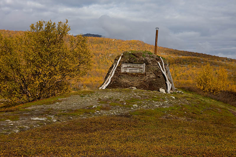Traditional Sámi hut close to Abiskojaure, Abisko National Park.